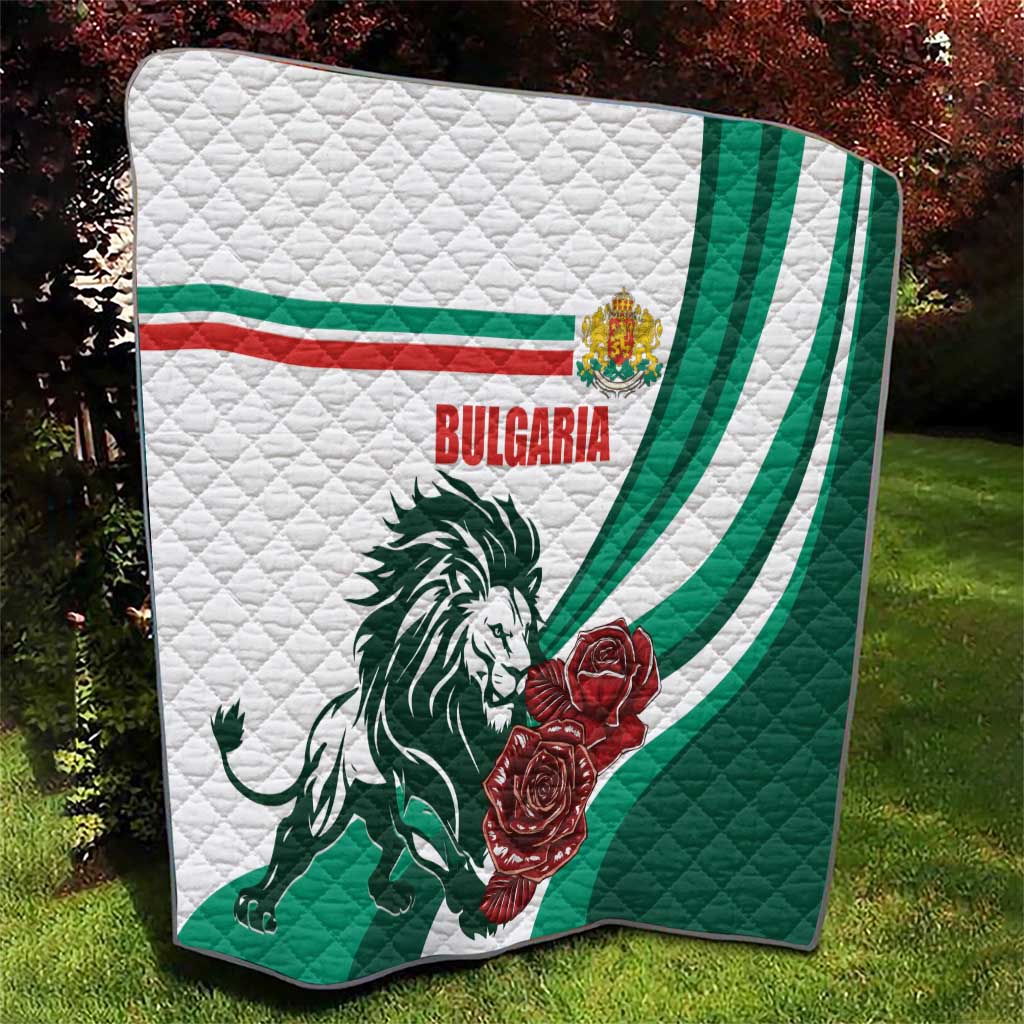 Bulgaria Quilt Coat of Arms Lion with Roses - Wonder Print Shop