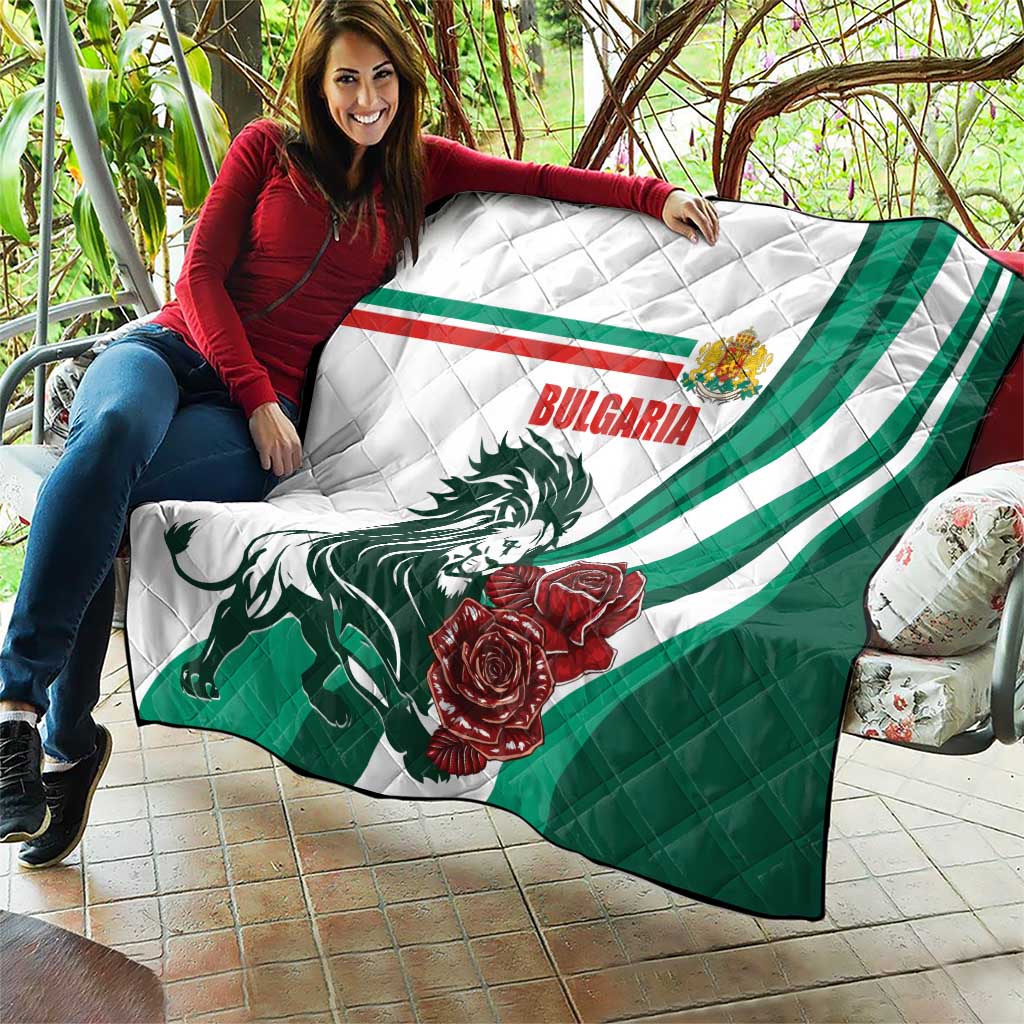 Bulgaria Quilt Coat of Arms Lion with Roses - Wonder Print Shop
