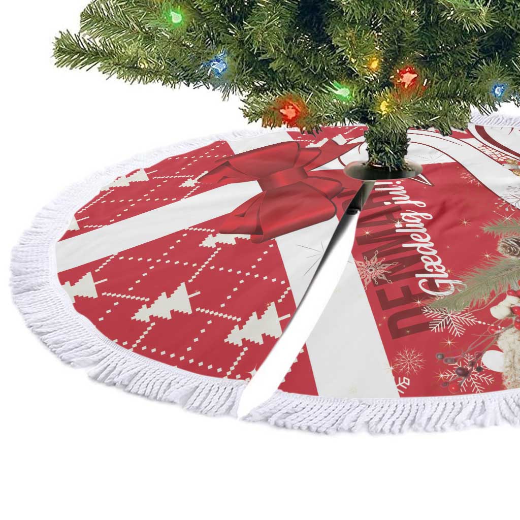 Denmark Christmas Tree Skirt Coquette Bow With Swan - Wonder Print Shop