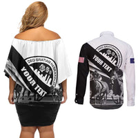 Personalized Kentucky Couples Matching Off Shoulder Short Dress and Long Sleeve Button Shirt Deo gratiam habeamus - Wonder Print Shop