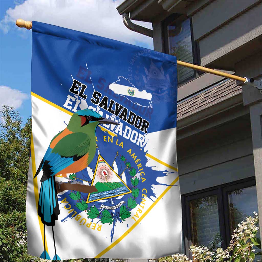 El Salvador Independence Day 1821 Garden Flag - Wonder Print Shop