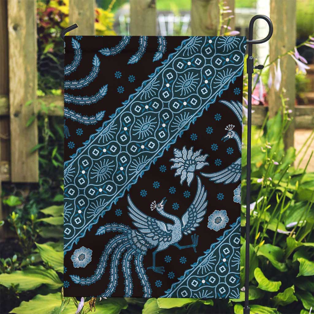 Indonesia Batik Pattern Garden Flag Blue Version - Wonder Print Shop