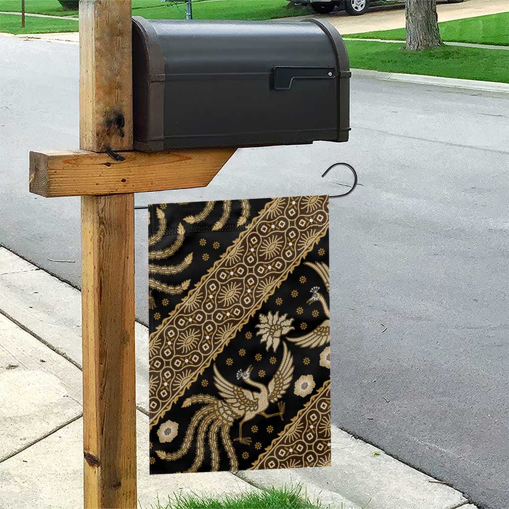 Indonesia Batik Pattern Garden Flag Gold Version - Wonder Print Shop