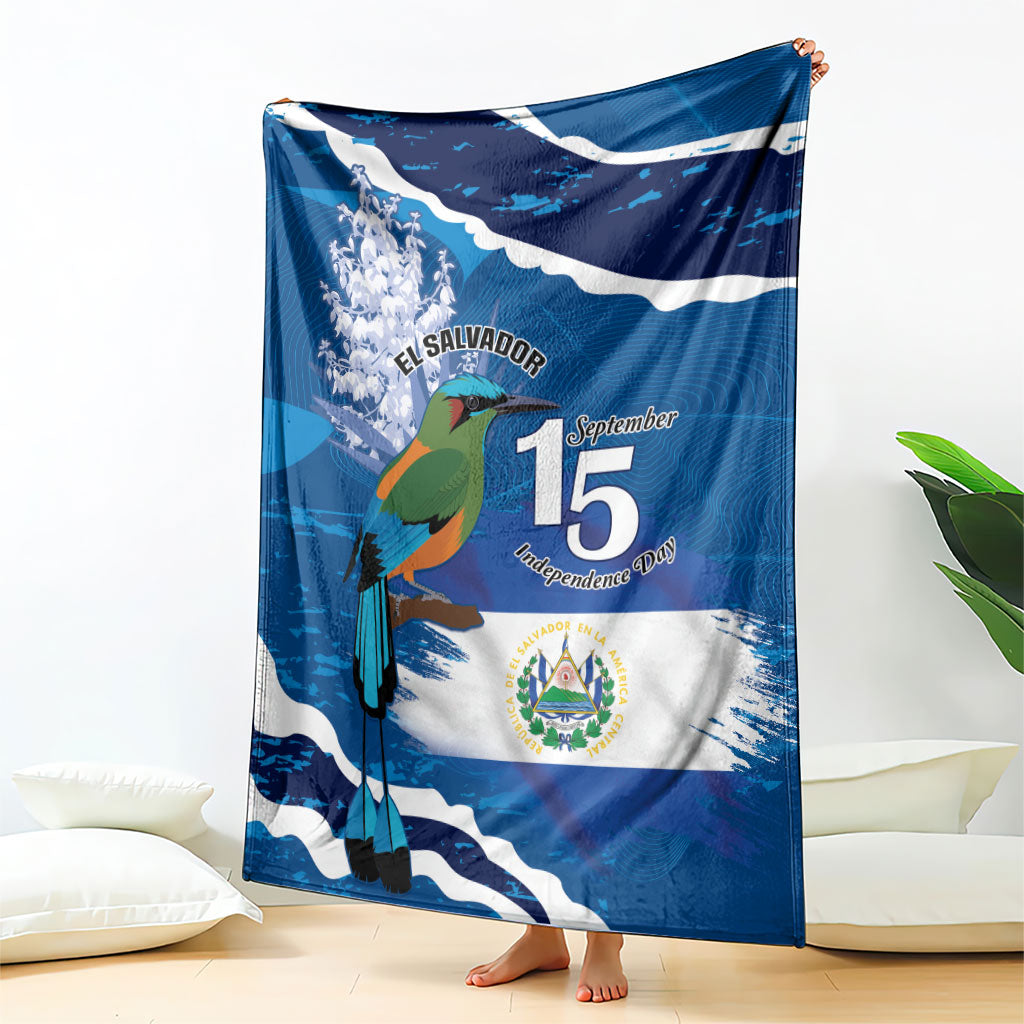 El Salvador Turquoise Browed Motmot Blanket Happy Independence Day