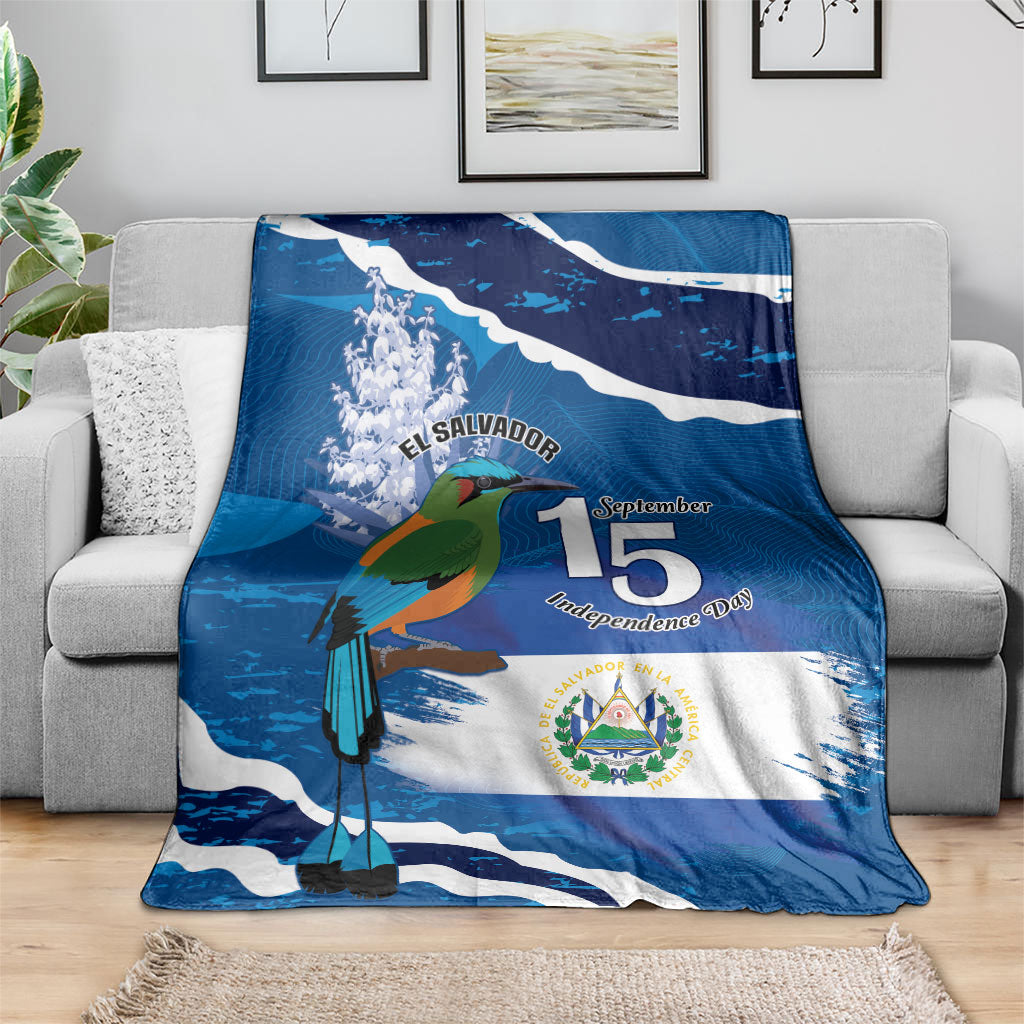 El Salvador Turquoise Browed Motmot Blanket Happy Independence Day