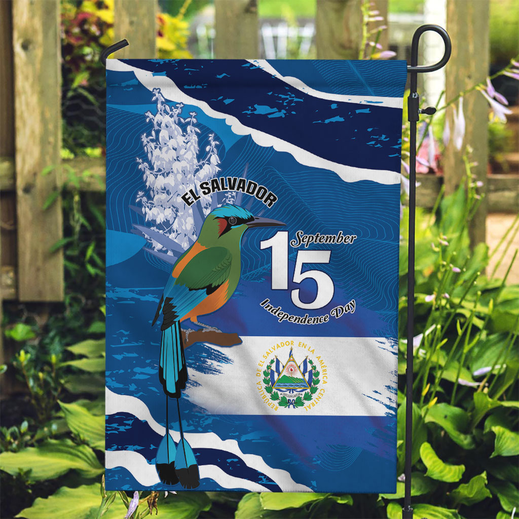 El Salvador Turquoise Browed Motmot Garden Flag Happy Independence Day