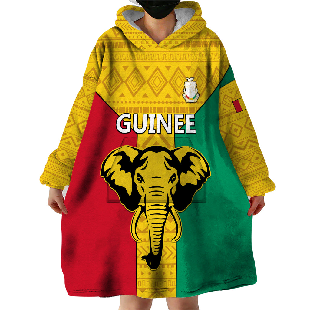 Guinea Football Wearable Blanket Hoodie Come On Syli National - Wonder Print Shop