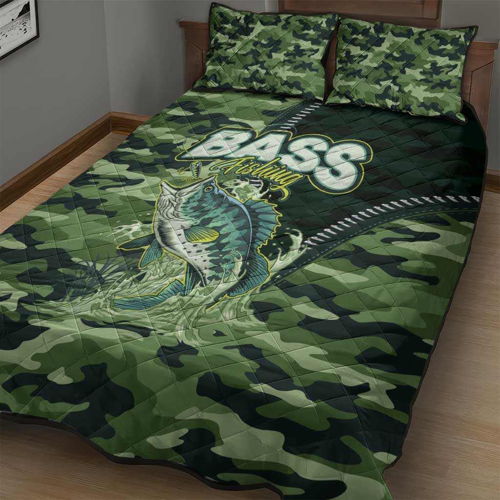 Bass Fishing Camouflage Quilt Bed Set Zipper Stylized