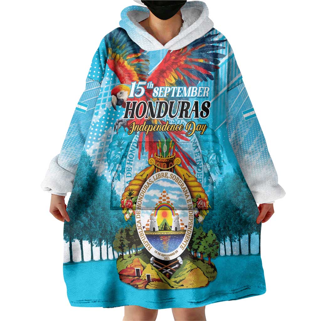 Personalized Honduras Independence Day 1821 Wearable Blanket Hoodie Libre Soberana e Independiente - Wonder Print Shop