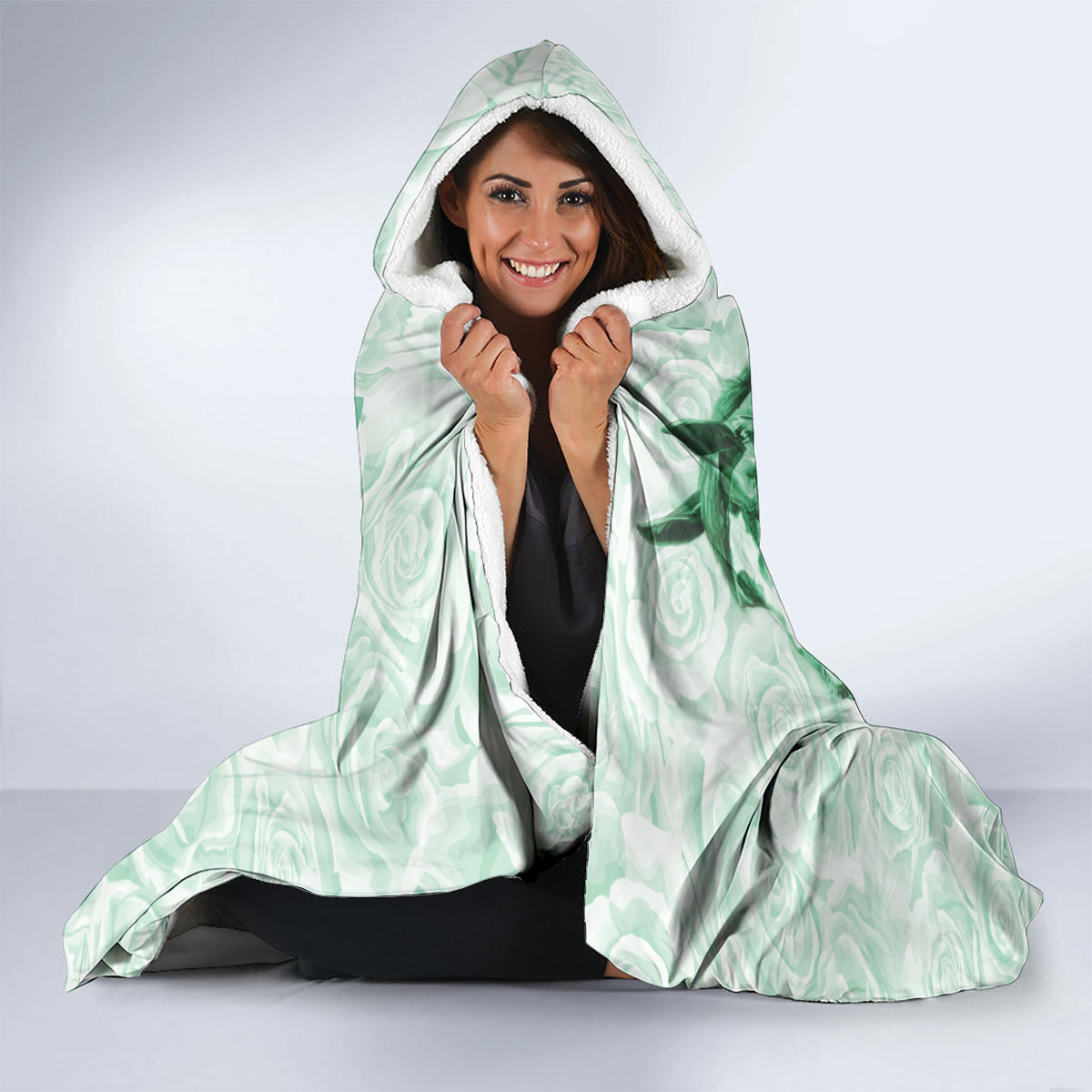 Kentucky Horse Racing Hooded Blanket Fancy Lady With Derby Mint Julep Cocktail