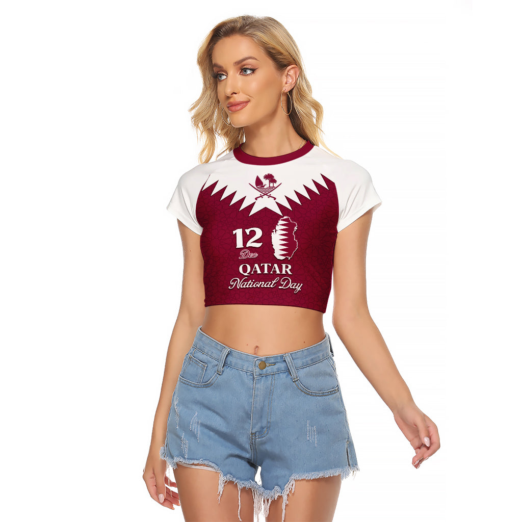 Personalised Qatar National Day Raglan Cropped T Shirt Dawlat Qatar Map Islamic Pattern - Wonder Print Shop