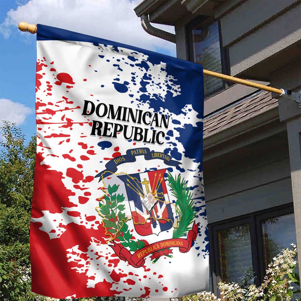 Dominican Republic Restoration Day Garden Flag Coat Of Arms Flag Colors - Wonder Print Shop