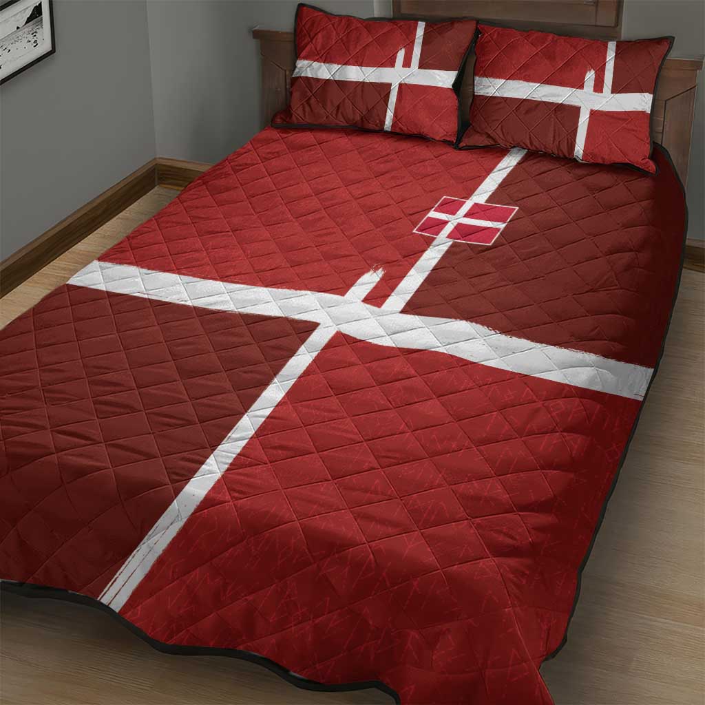 Denmark Football Quilt Bed Set Black Grunge Line and Rune Inspired Sporty Style