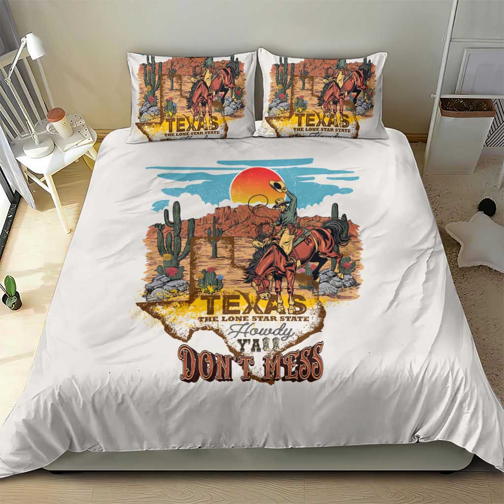 Texas Cultural Heritage Bedding Set Cowboy and Desert Howdy Y'All Don'T Mess
