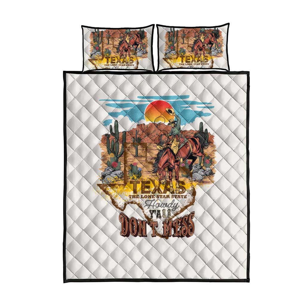 Texas Cultural Heritage Quilt Bed Set Cowboy and Desert Howdy Y'All Don'T Mess