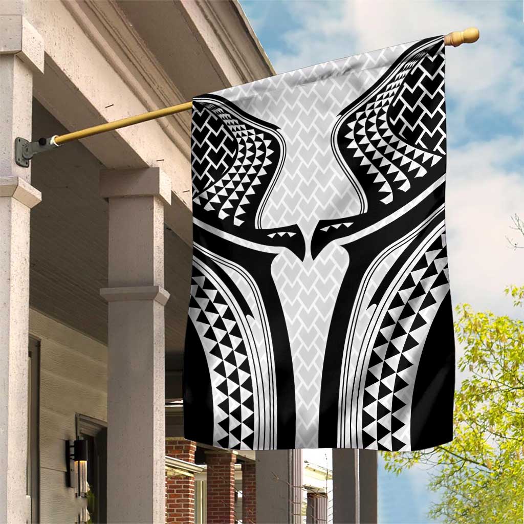 Hawaiian Kakau Art Tattoos Aquaman Style Garden Flag White Version - Wonder Print Shop