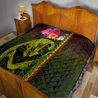 Hawaiian Reggae Music Quilt Jamaica Singer Tribal Polynesian and Hibiscus - Wonder Print Shop