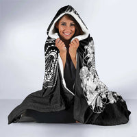 Japanese Irezumi and Hawaiian Polynesian Art Tattoo Hooded Blanket Black Color - Wonder Print Shop