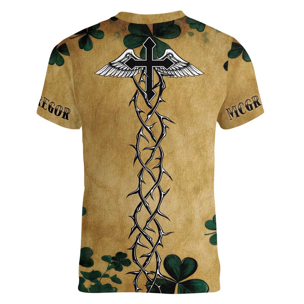 The Irishman-Notorious Women V-Neck T-Shirt Old School Tattoos and Shamrocks Grunge Style