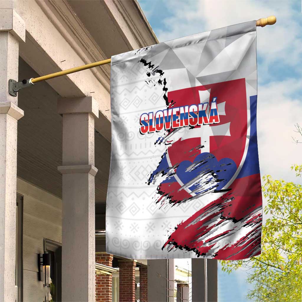 Slovakia Garden Flag Flag Grunge Half Style with Slovak Pattern