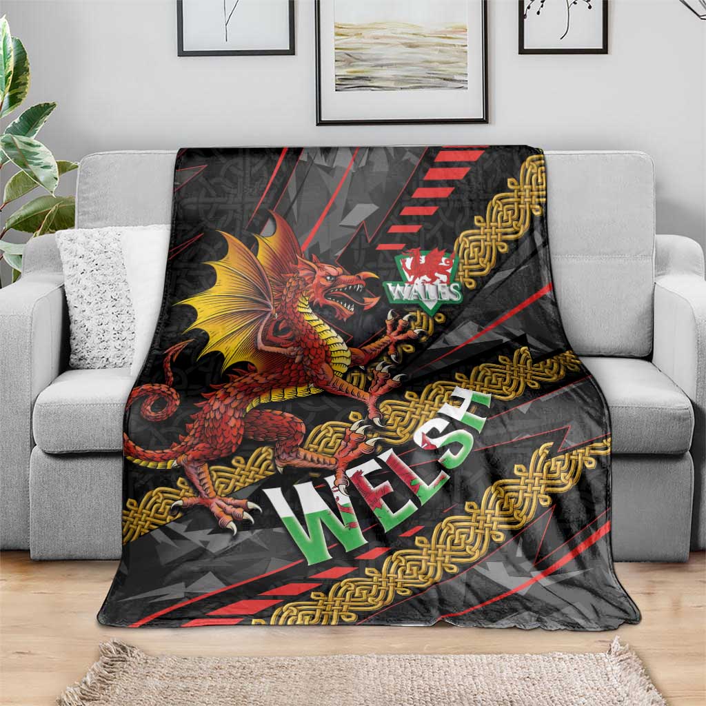 Welsh Celtic Blanket Wales Y Ddraig Goch with Celtic Knot Sporty - Wonder Print Shop