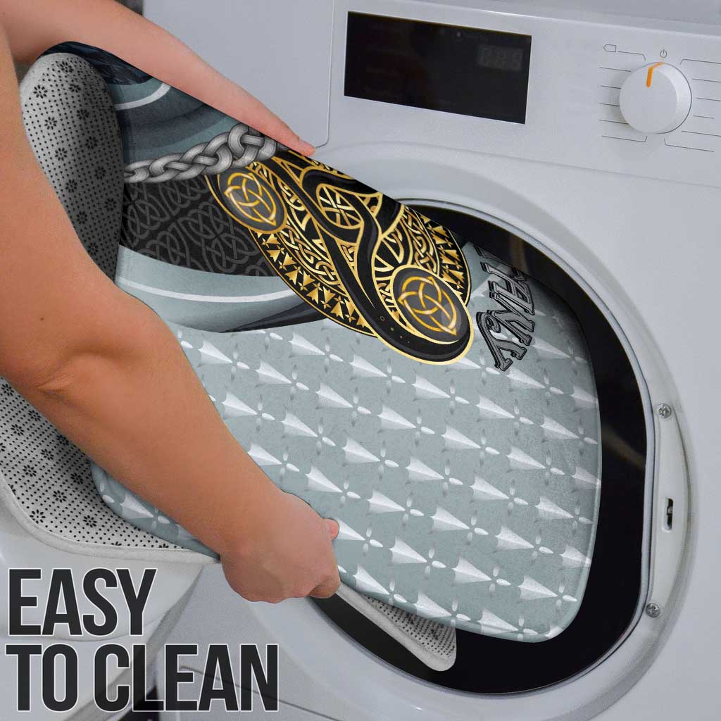 Brittany Triskele Celtic Bathroom Set Silver and Gold Sporty Style - Wonder Print Shop