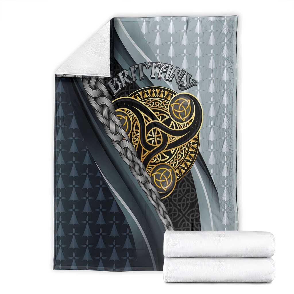 Brittany Triskele Celtic Blanket Silver and Gold Sporty Style - Wonder Print Shop