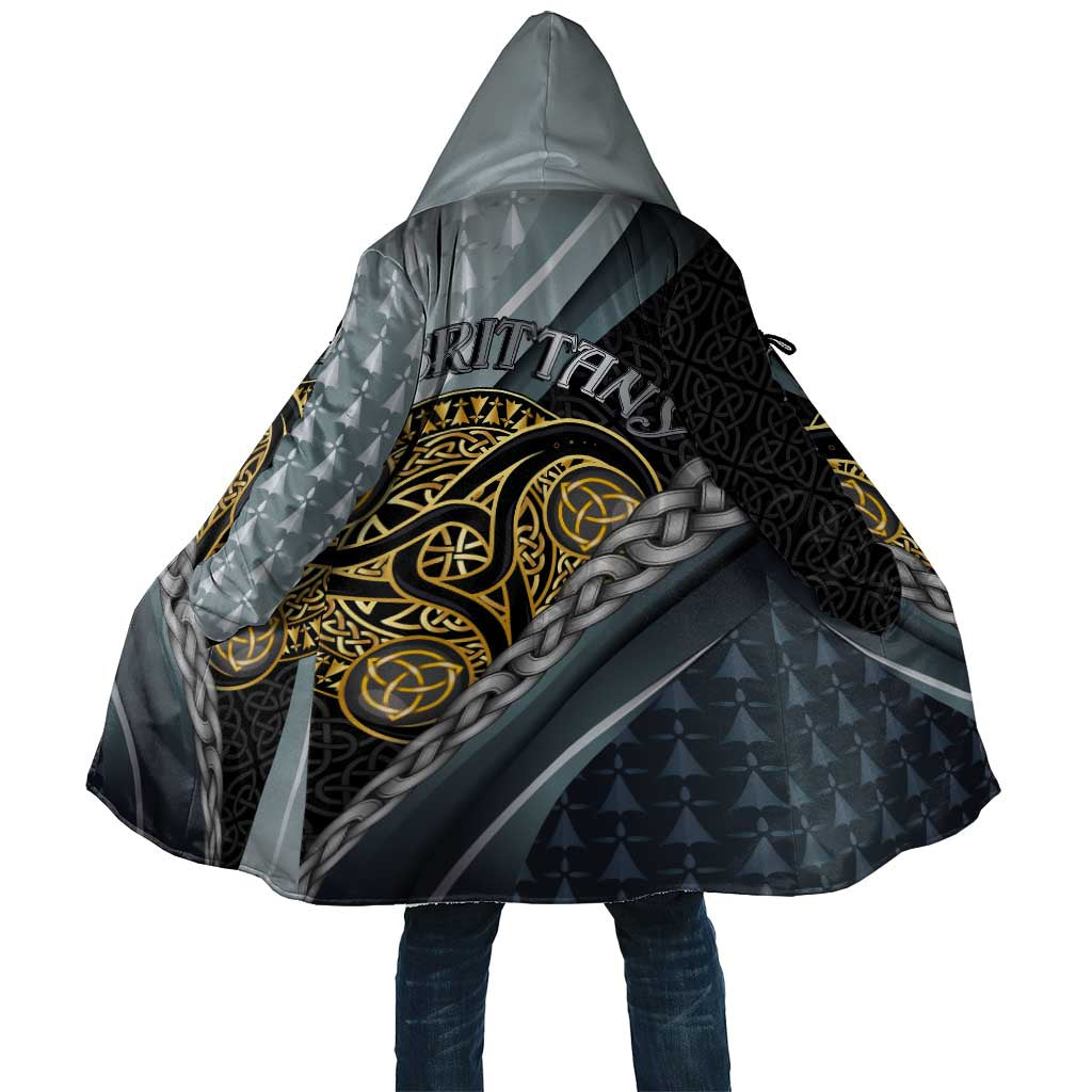 Brittany Triskele Celtic Cloak Silver and Gold Sporty Style - Wonder Print Shop