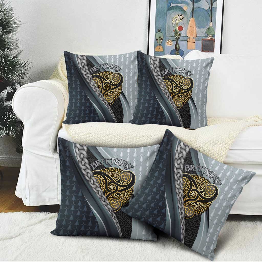 Brittany Triskele Celtic Pillow Cover Silver and Gold Sporty Style - Wonder Print Shop
