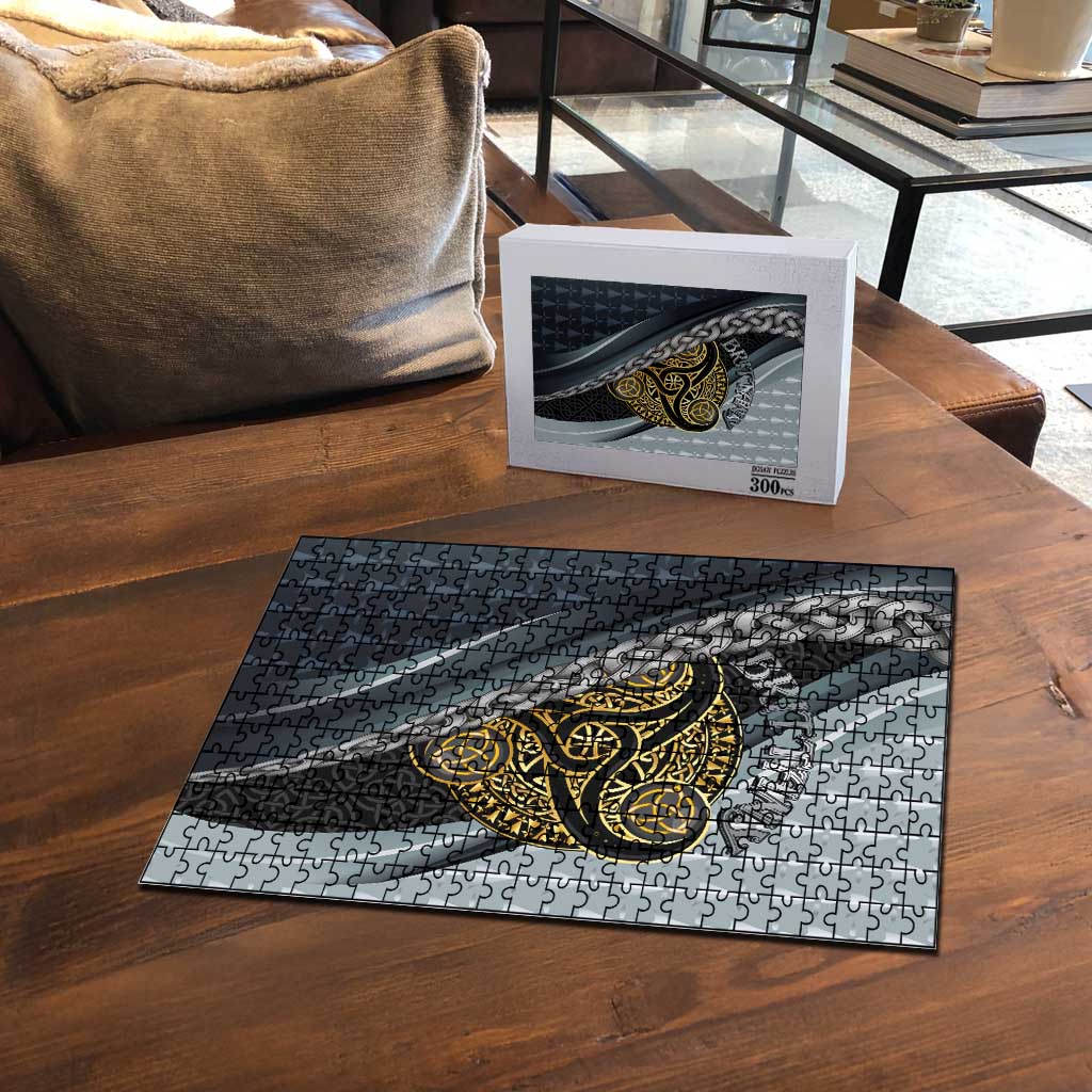 Brittany Triskele Celtic Puzzle Silver and Gold Sporty Style - Wonder Print Shop