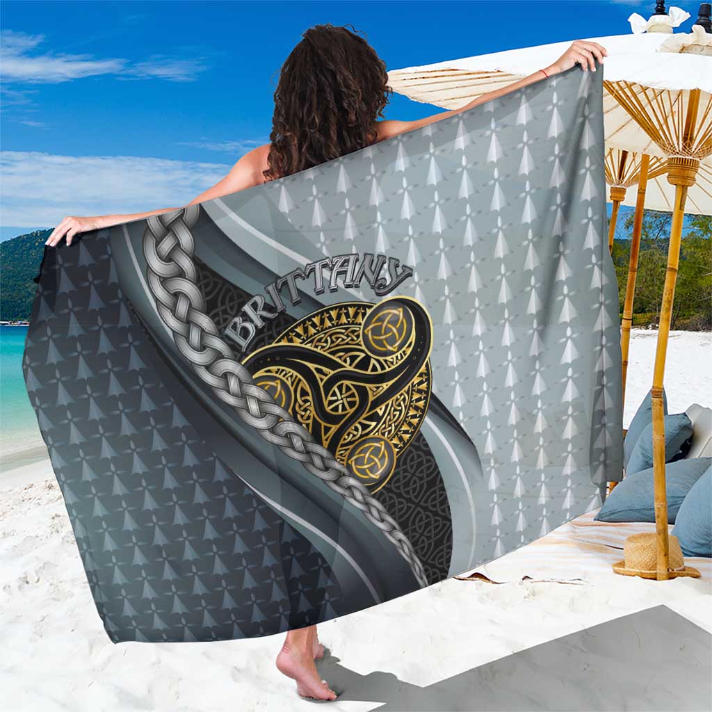Brittany Triskele Celtic Sarong Silver and Gold Sporty Style - Wonder Print Shop