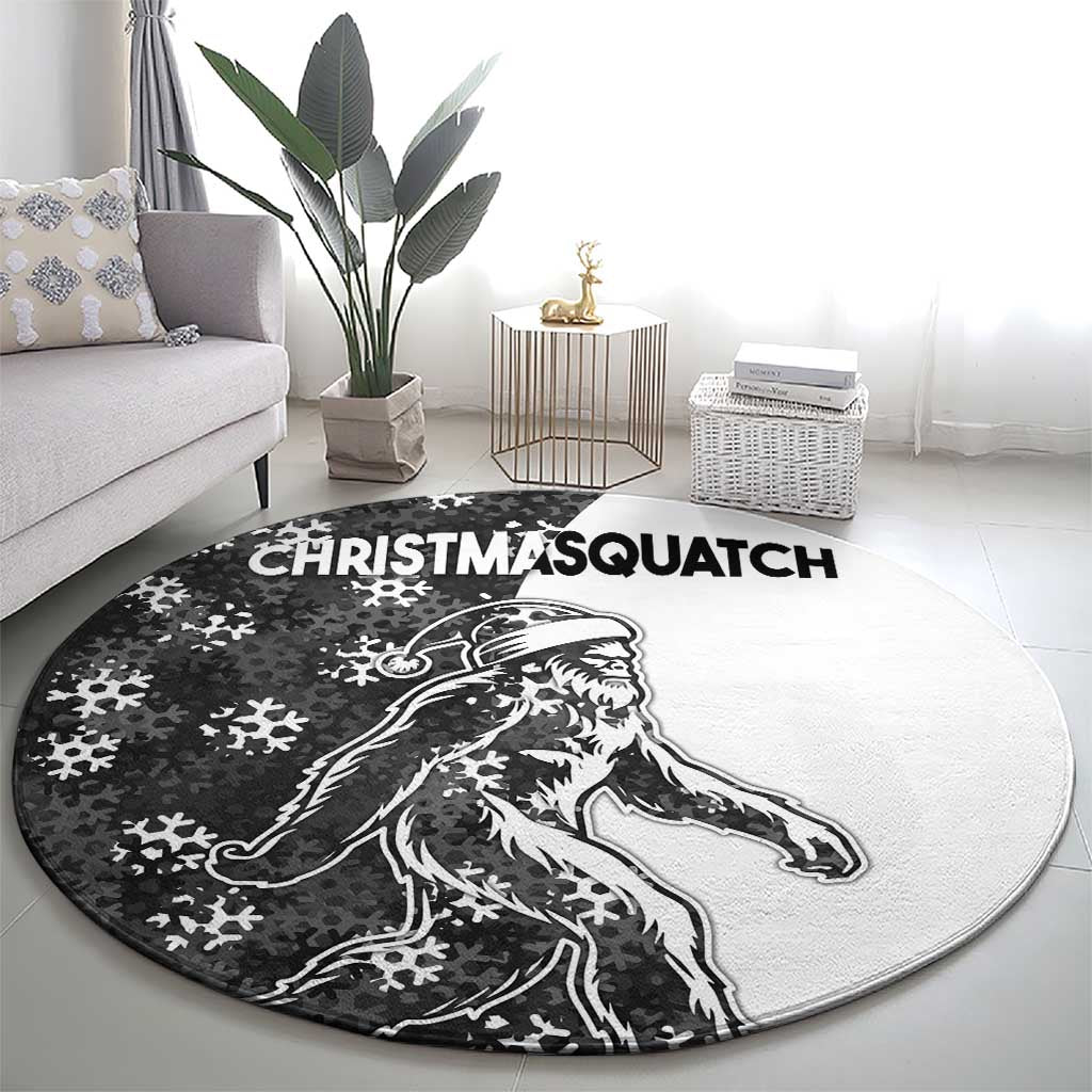 Funny Christmasquatch Camouflage of Snowflakes Round Carpet