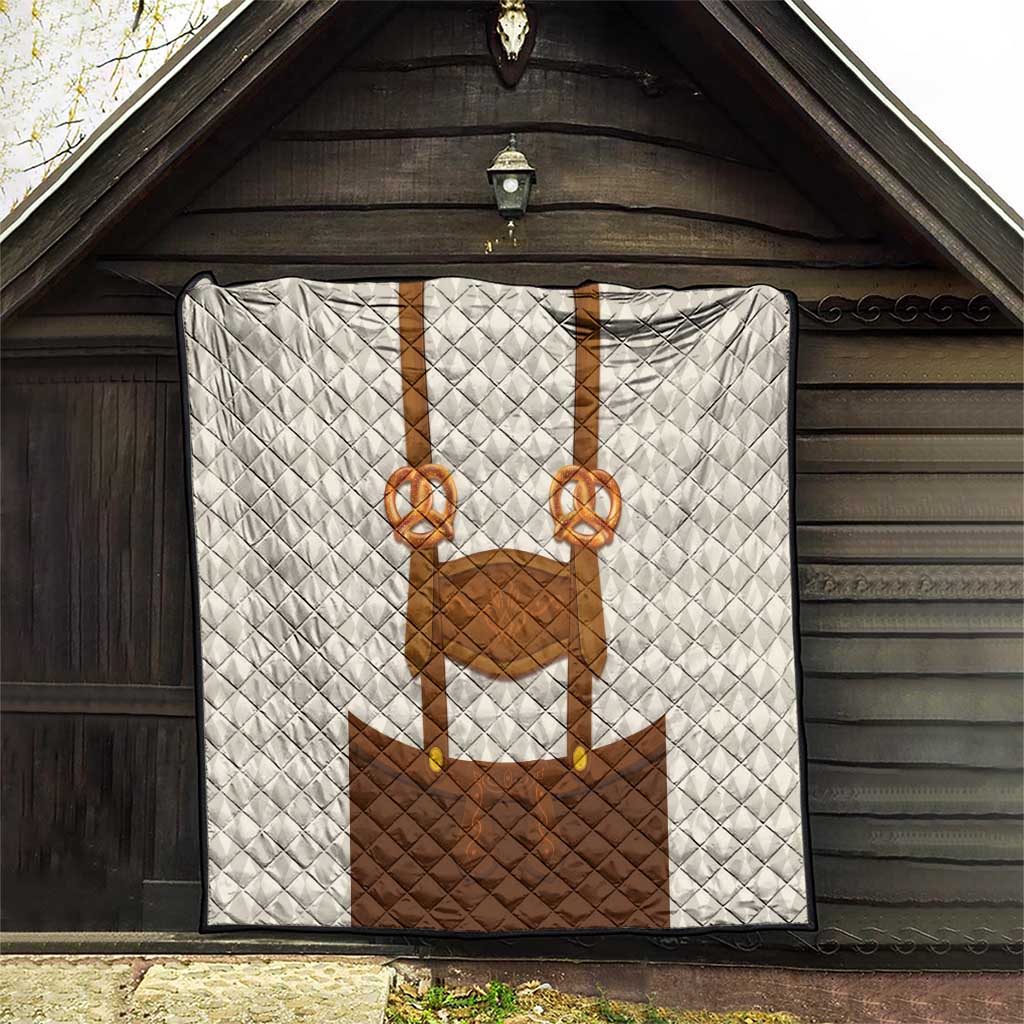 Traditional German Costume - Lederhosen and Soft Pretzel Quilt Old Vintage Bavarian Pattern