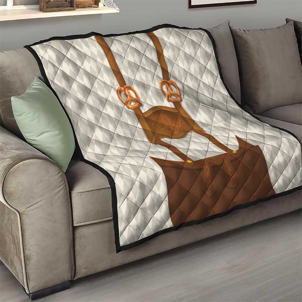 Traditional German Costume - Lederhosen and Soft Pretzel Quilt Old Vintage Bavarian Pattern