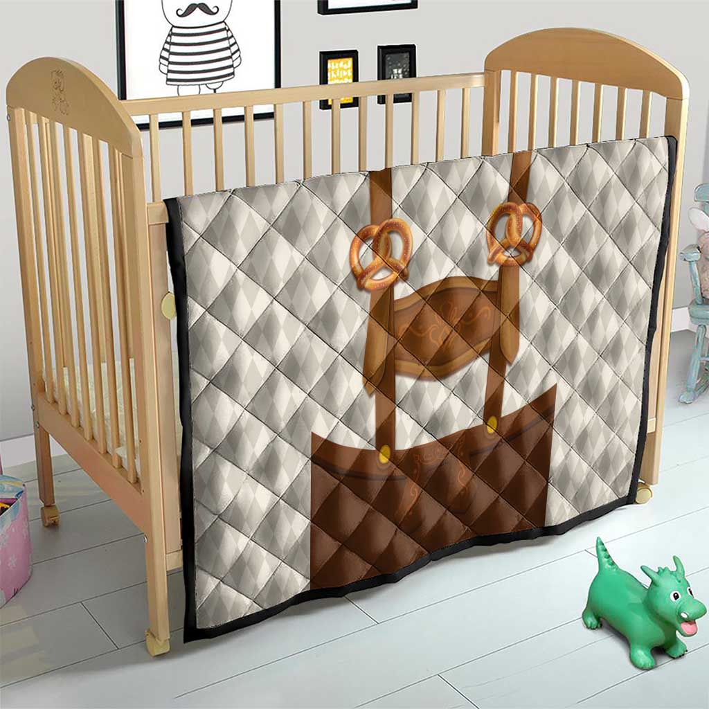 Traditional German Costume - Lederhosen and Soft Pretzel Quilt Old Vintage Bavarian Pattern