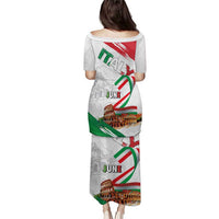 Italian National Day Puletasi Festa della Repubblica-The Colosseum Grunge Style