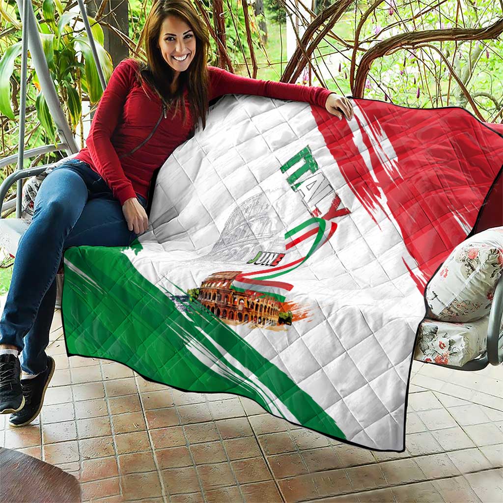 Italian National Day Quilt Festa della Repubblica-The Colosseum Grunge Style