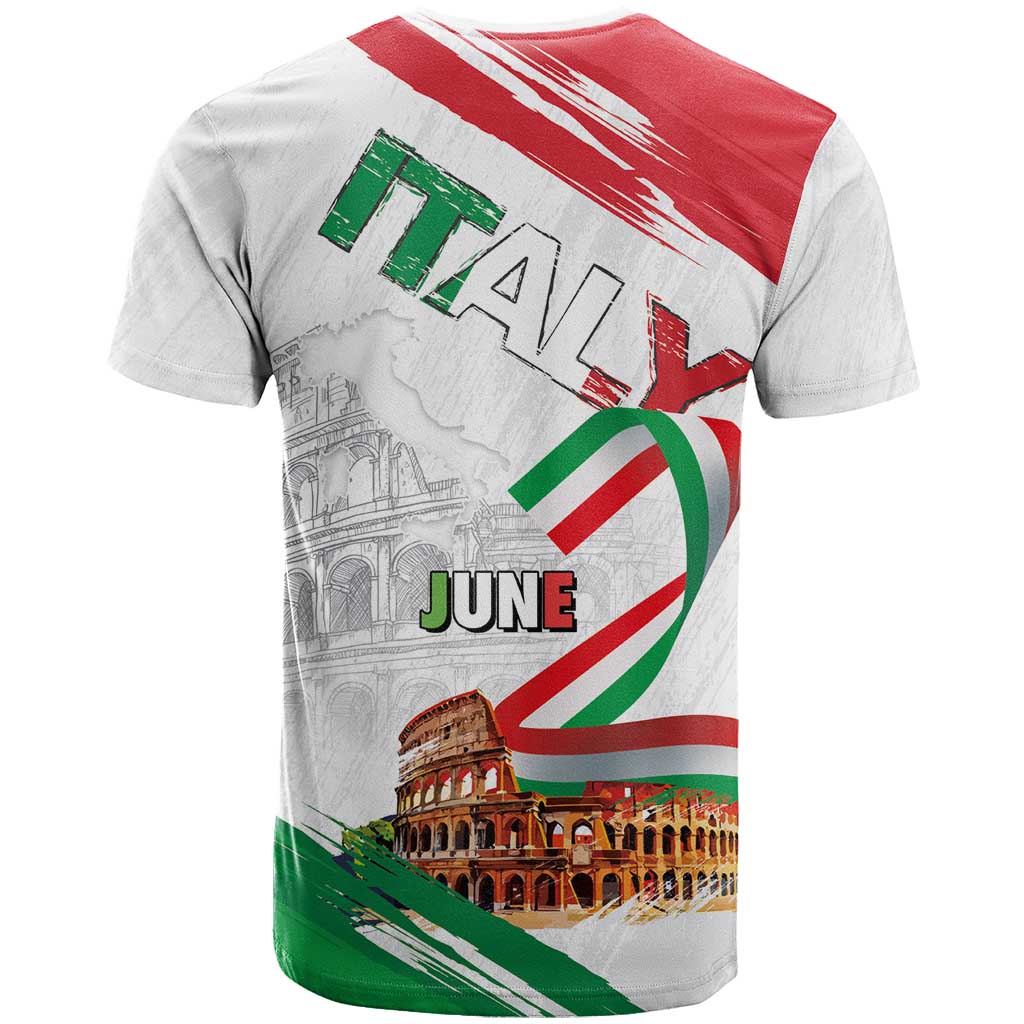 Italian National Day T Shirt Festa della Repubblica-The Colosseum Grunge Style