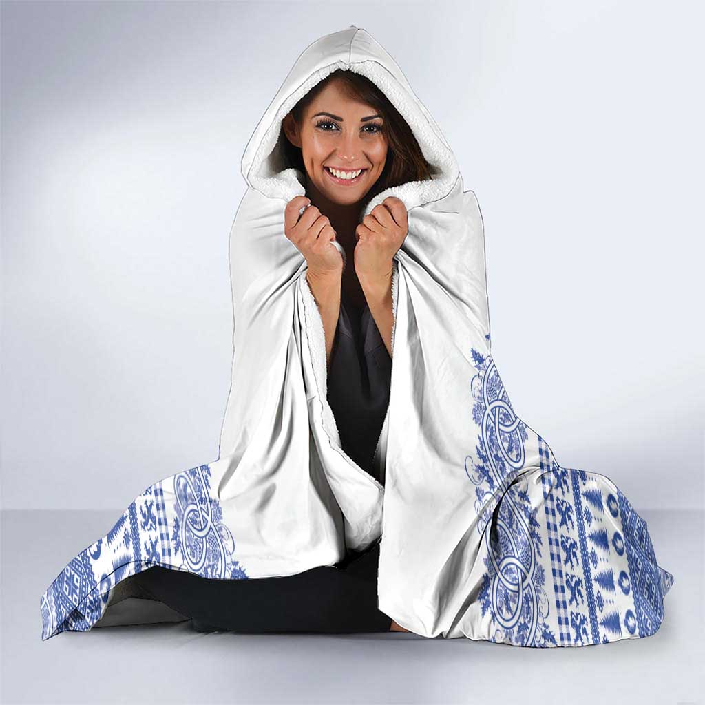 Scottish Christmas Hooded Blanket Scotland Thistle and Celtic Knot White-Blue Color - Wonder Print Shop