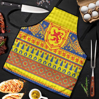 Scottish Christmas Apron Scotland Thistle and Celtic Knot Yellow-Red Color - Wonder Print Shop