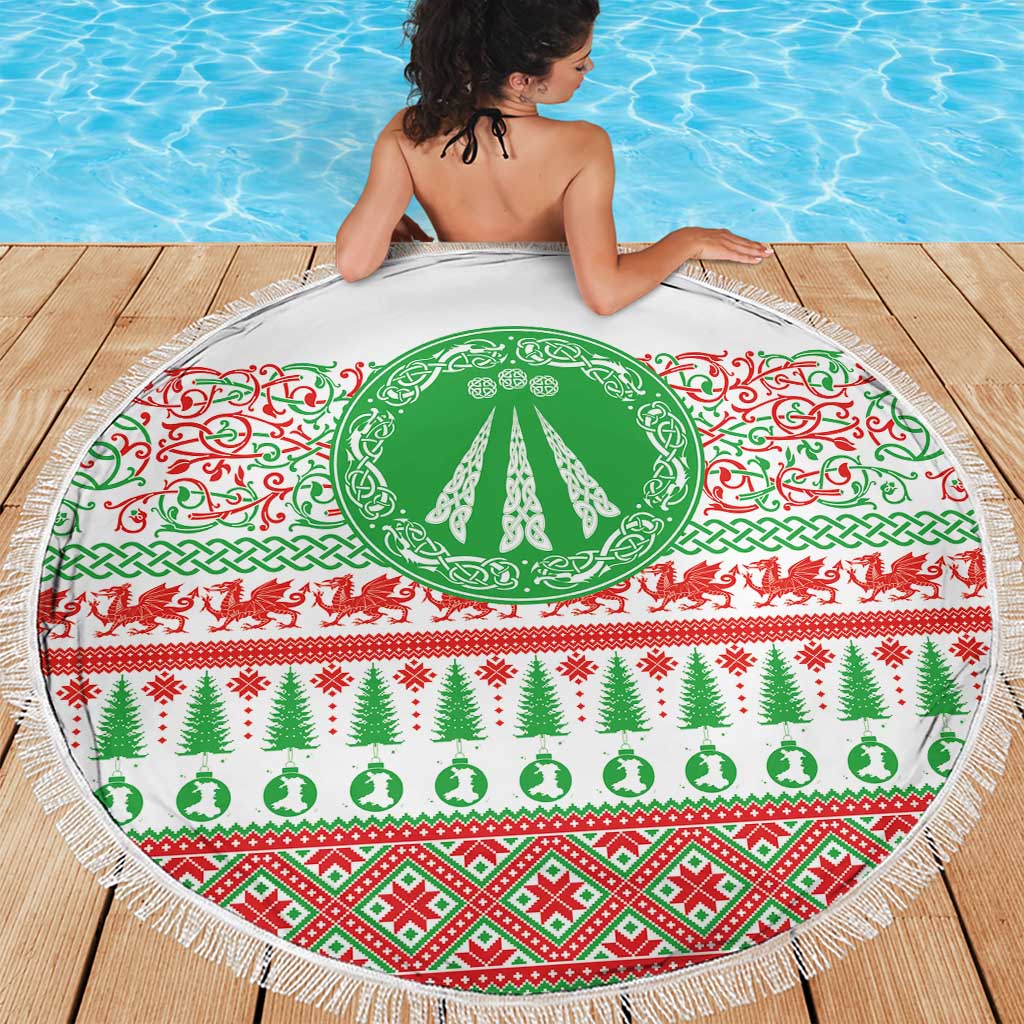 Welsh Christmas Beach Blanket Awen and Celtics Culture with Xmas Elements - Wonder Print Shop