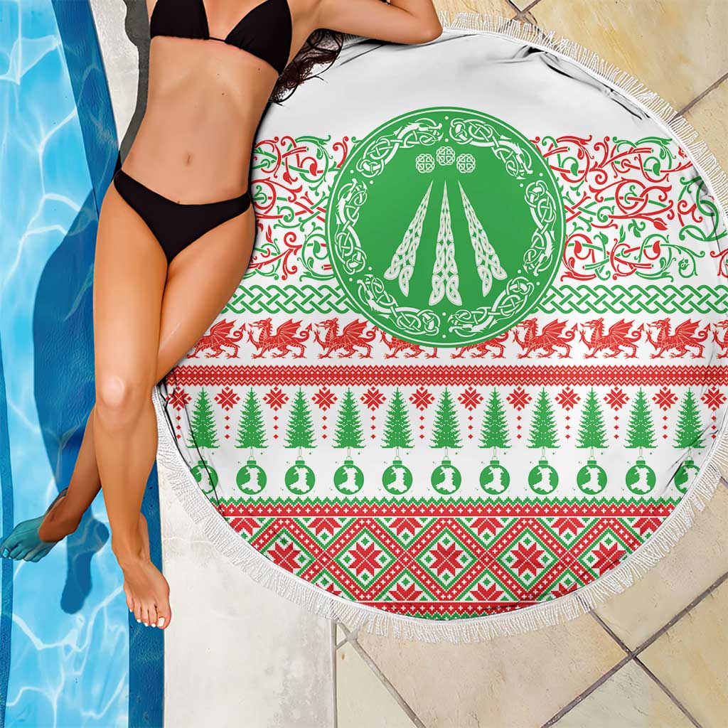 Welsh Christmas Beach Blanket Awen and Celtics Culture with Xmas Elements - Wonder Print Shop
