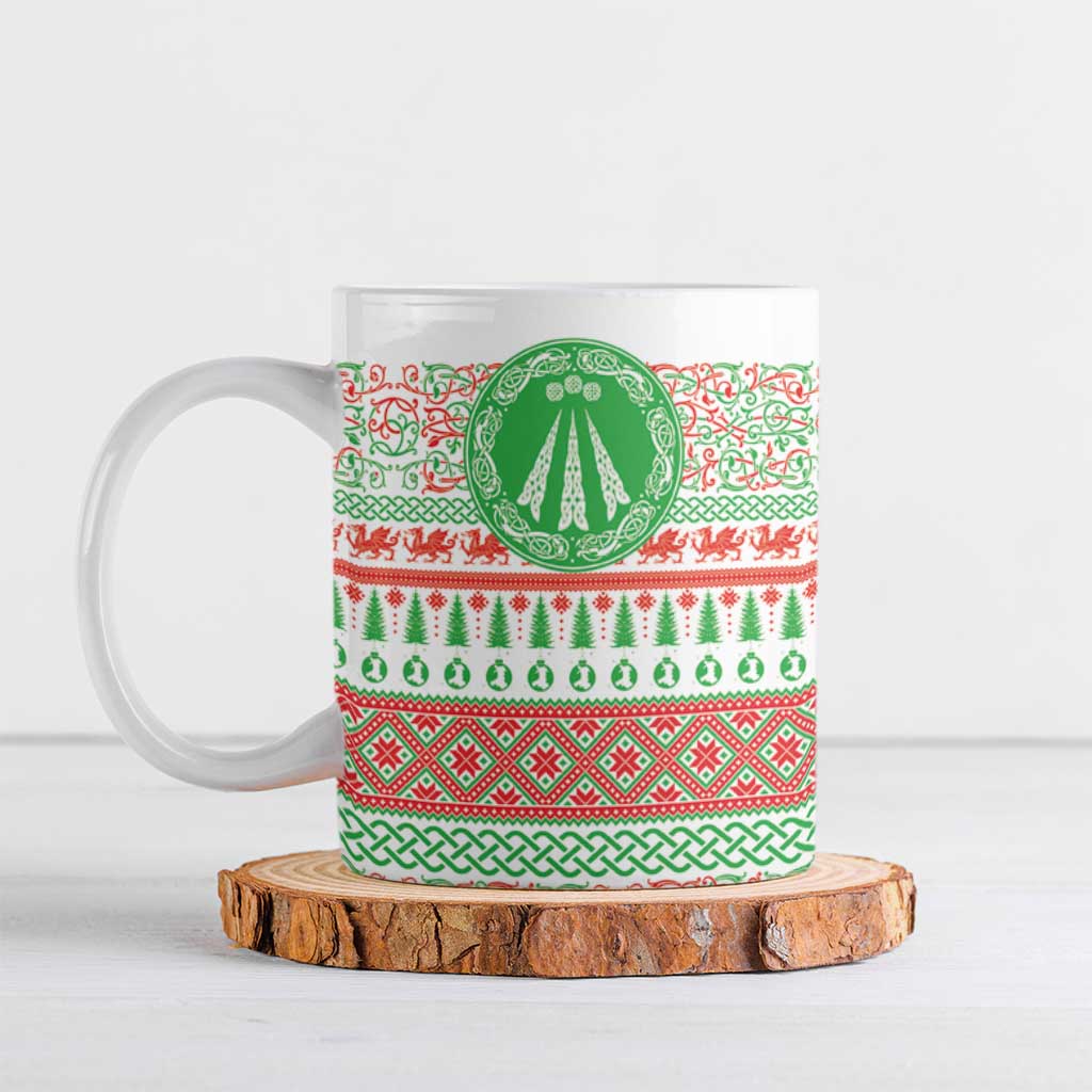 Welsh Christmas Ceramic Mug Awen and Celtics Culture with Xmas Elements - Wonder Print Shop