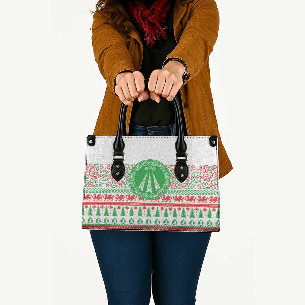 Welsh Christmas Leather Bag Awen and Celtics Culture with Xmas Elements - Wonder Print Shop