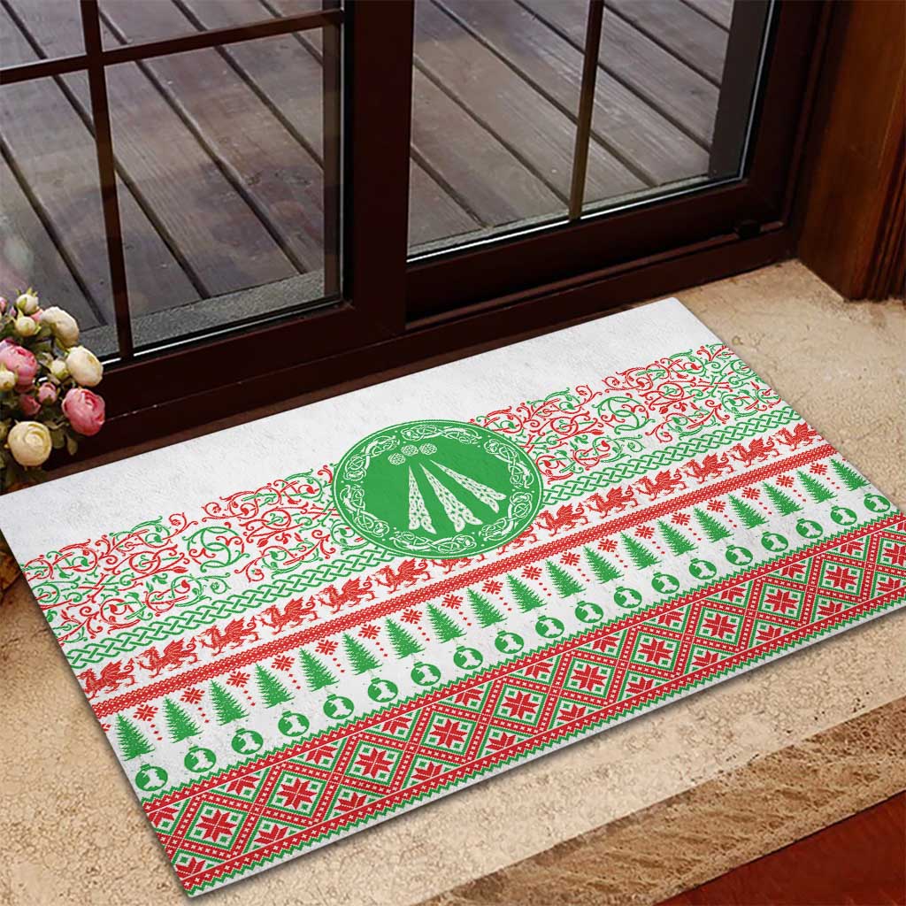 Welsh Christmas Rubber Doormat Awen and Celtics Culture with Xmas Elements - Wonder Print Shop