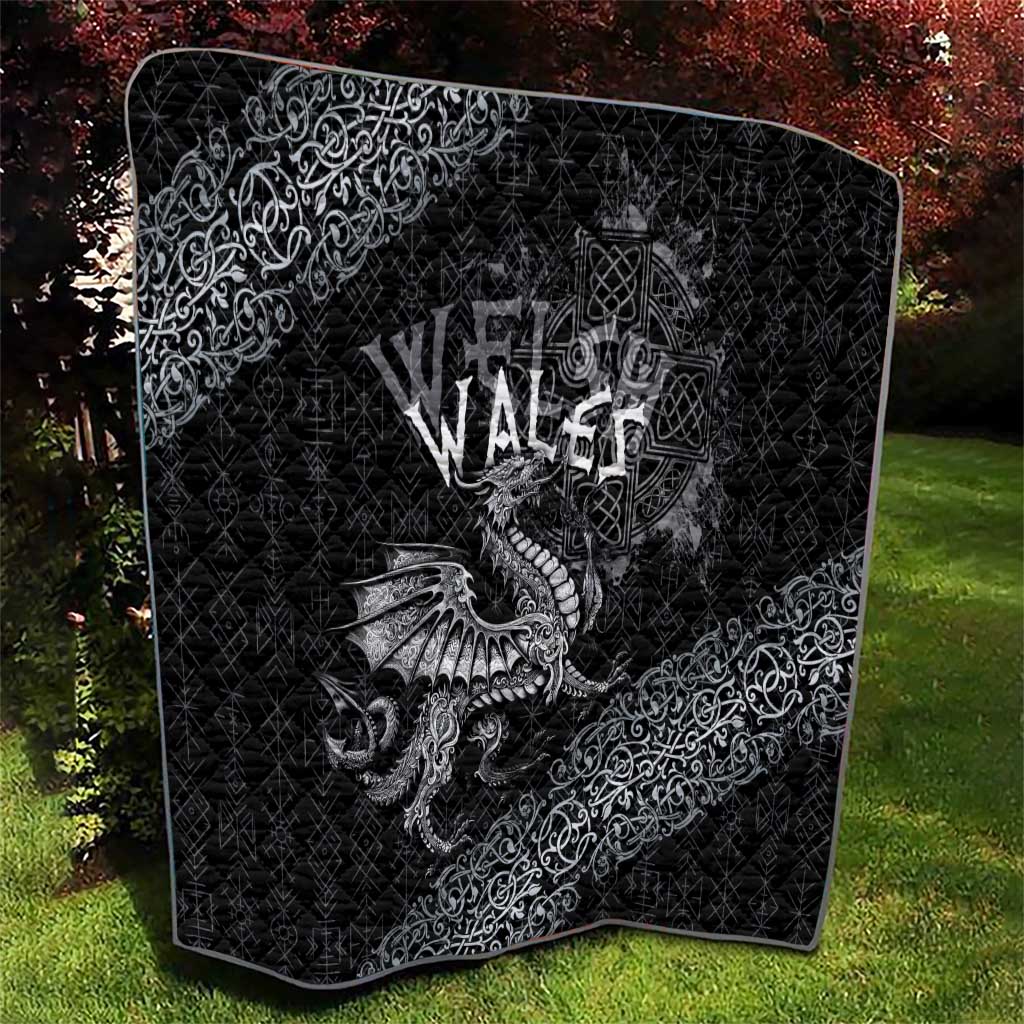 Welsh Celtic Culture Quilt Wales Y Ddraig Goch with Runes Symbols - Wonder Print Shop