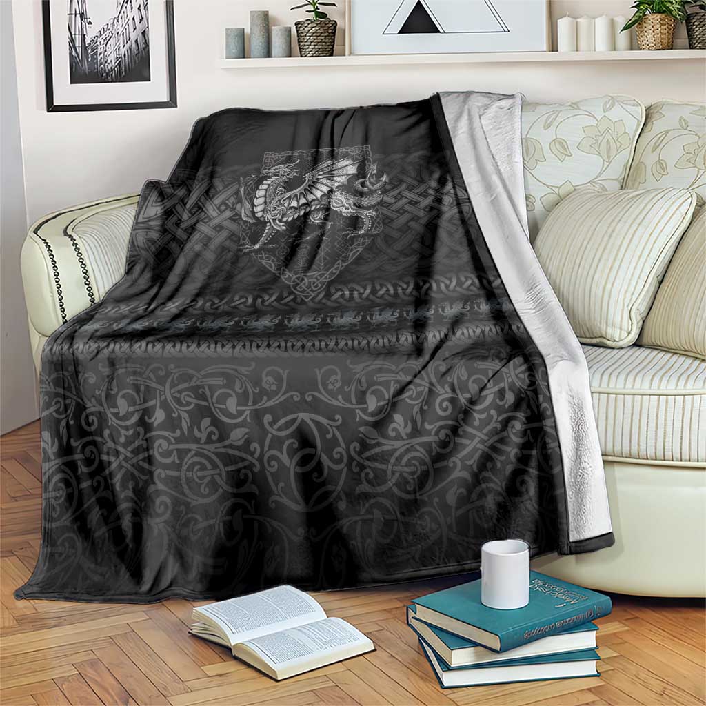 Welsh Celtic Culture Blanket Wales Y Ddraig Goch with Knot - Wonder Print Shop
