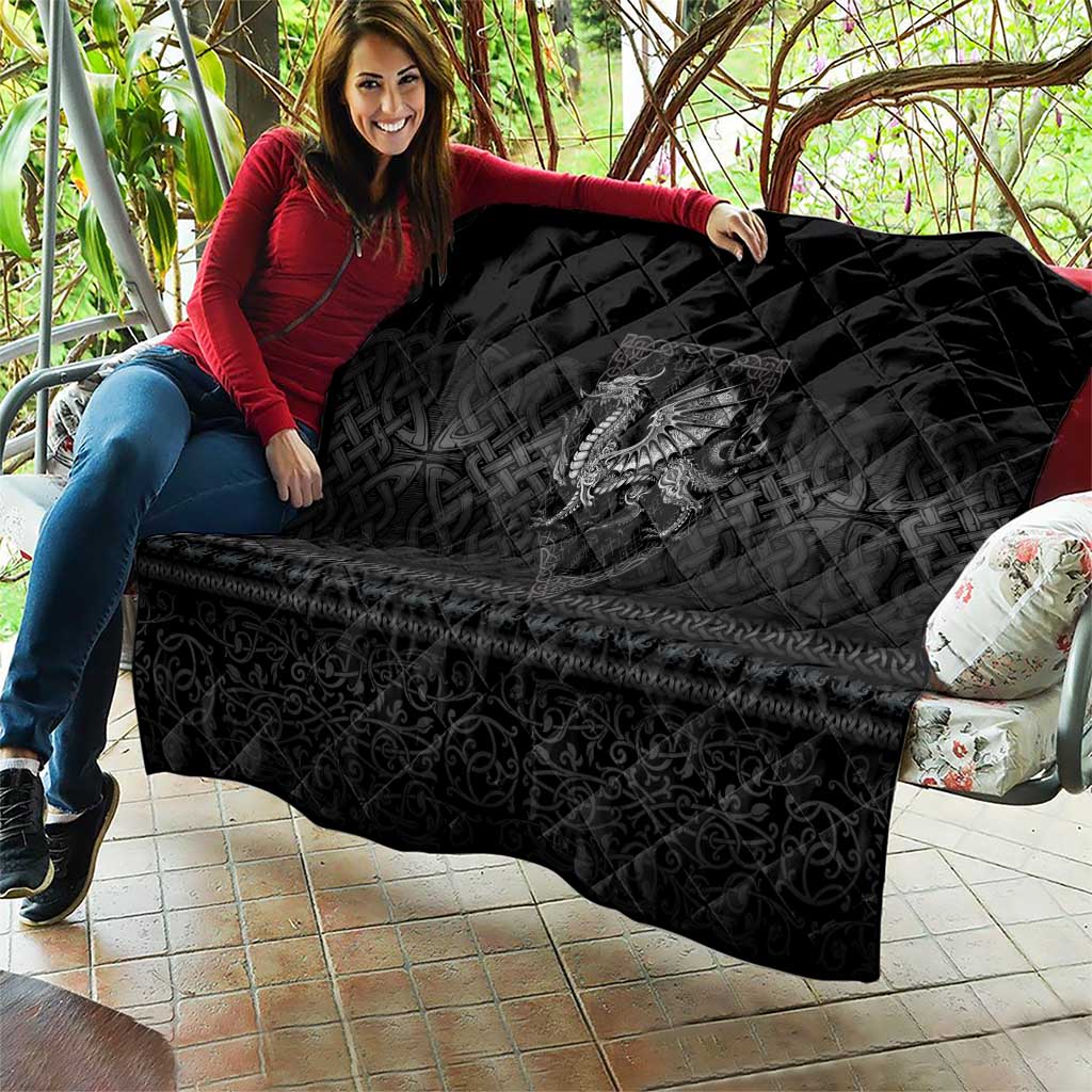 Welsh Celtic Culture Quilt Wales Y Ddraig Goch with Knot - Wonder Print Shop