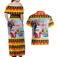 Deutschland Frohe Weihnachten Couples Matching Off Shoulder Maxi Dress and Hawaiian Shirt Funny Der Weihnachtsmann and Krampus Drink Beer Together - Wonder Print Shop