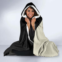 Kentucky Racing Horses Derby Hat Girl Hooded Blanket Beige Color